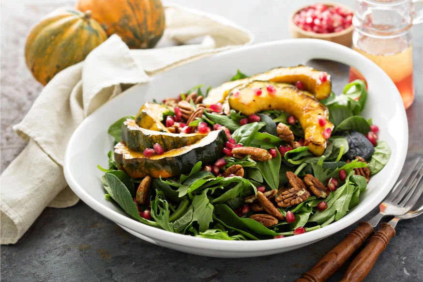 Salad with acorn squash