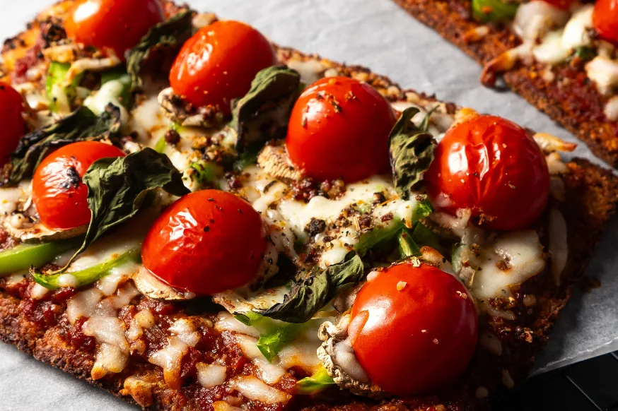 Sundried tomato and cheese pizza from Spring Feeling Meal Kits